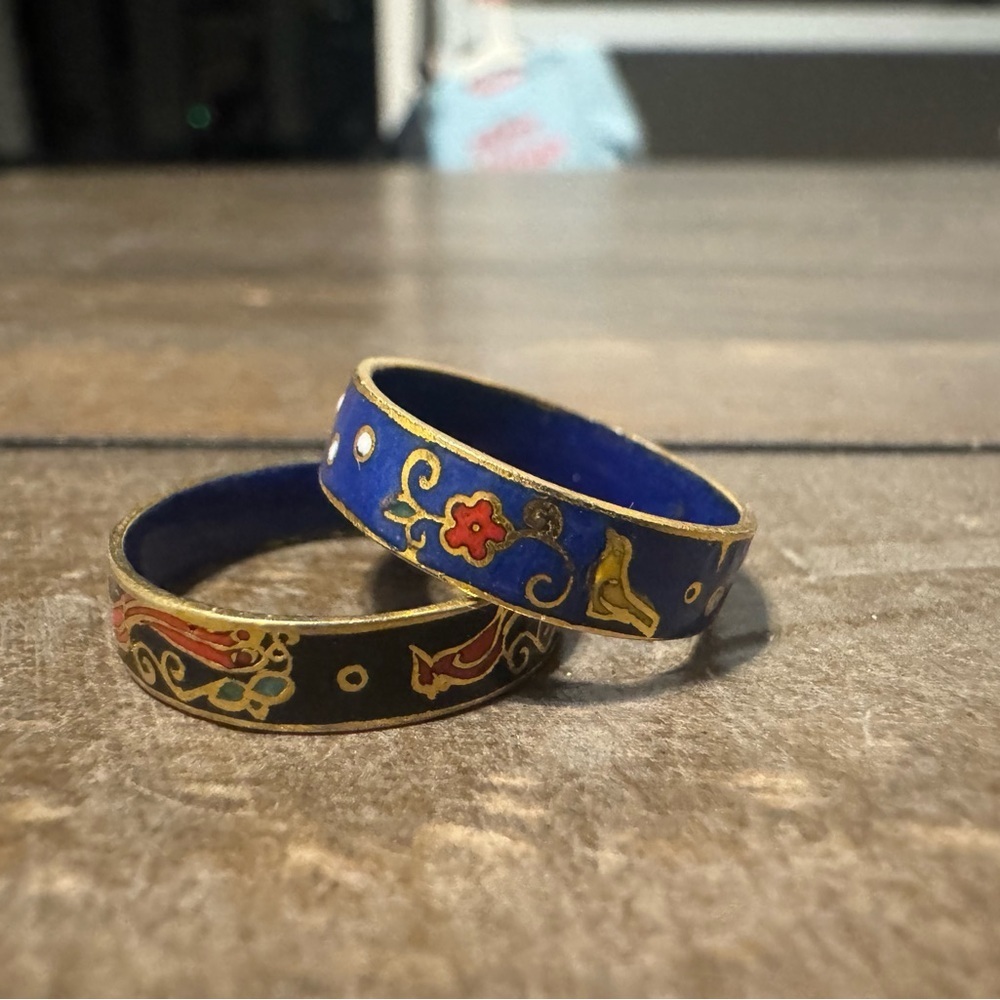 Vintage RING Cloisonné Enamel
Vintage Design Flowers Set of 2